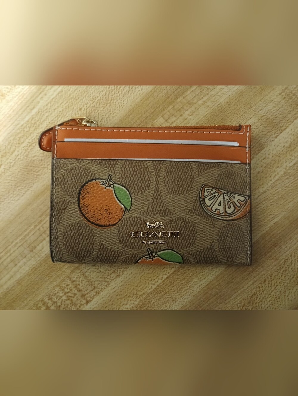 ❤️Coach NWT Oranges Zippered Card Holder